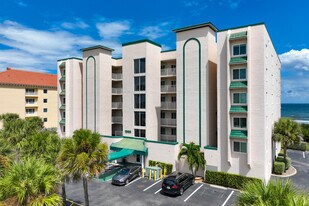 Royal Palm in Indialantic, FL - Building Photo
