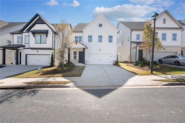 property at 1042 Winding Br Dr