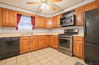 4061 Forest Ridge Blvd in Dayton, OH - Building Photo - Building Photo