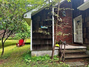90 Hillside Rd in Barryville, NY - Building Photo - Building Photo