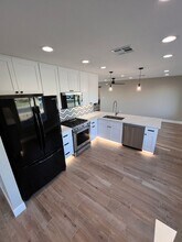 1615 W Taro Ln in Phoenix, AZ - Building Photo - Building Photo