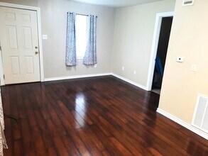 403 Bremser in Killeen, TX - Building Photo - Building Photo