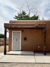 3529 Ross Ave SE in Albuquerque, NM - Building Photo - Building Photo