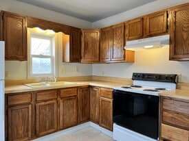 415 W 4th St in Muscatine, IA - Building Photo