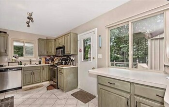 2903 Loch Haven Ct in Ijamsville, MD - Building Photo - Building Photo