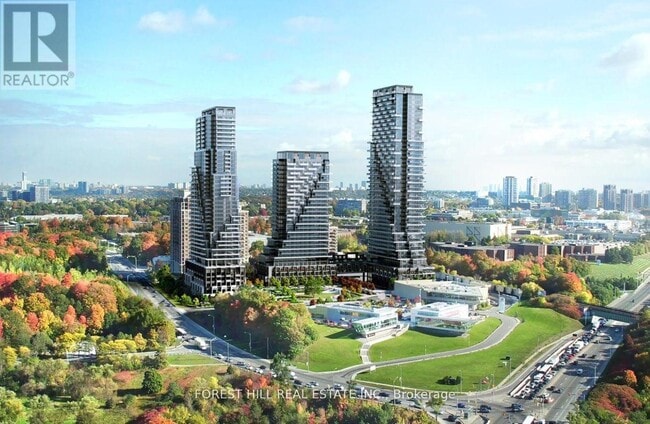 property at 10 Inn On The Pk Dr