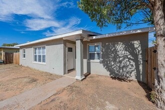 3500 Apache Dr in Midland, TX - Foto de edificio - Building Photo