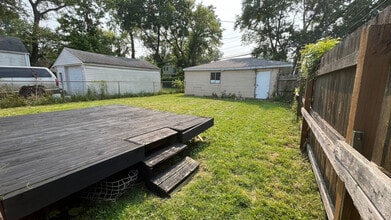 11755 Berwyn Ave in Redford Township, MI - Building Photo - Building Photo