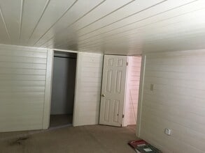 658 Avenue B NW, Unit 658 - Downstairs in Winter Haven, FL - Building Photo - Building Photo