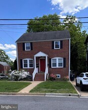 4820 9th St N in Arlington, VA - Building Photo - Building Photo