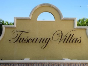 Tuscany Villas Condos in Cape Coral, FL - Building Photo - Building Photo