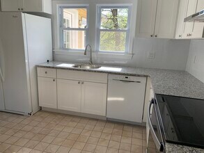 58 Marion St in Natick, MA - Building Photo - Building Photo