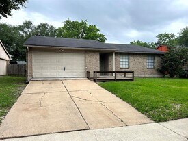 5018 Ridgecreek Dr in Houston, TX - Building Photo
