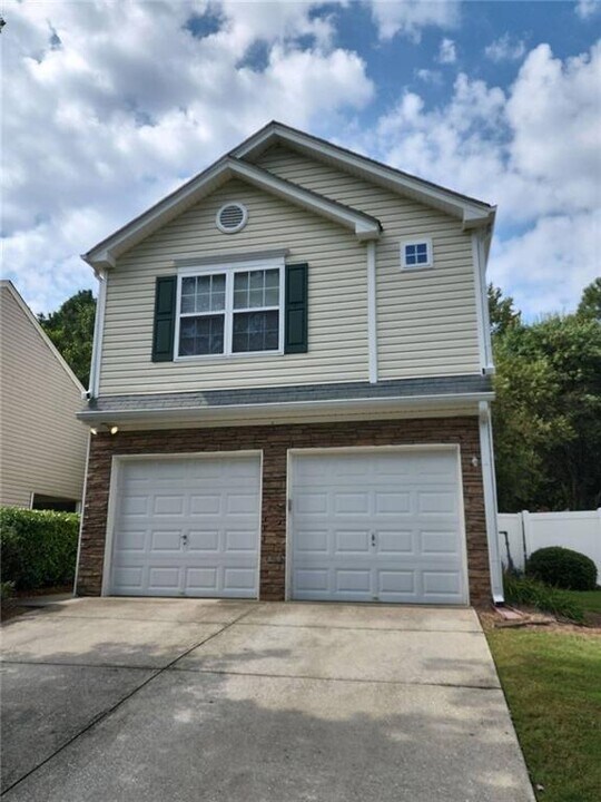 229 Osmanthus Way in Canton, GA - Building Photo