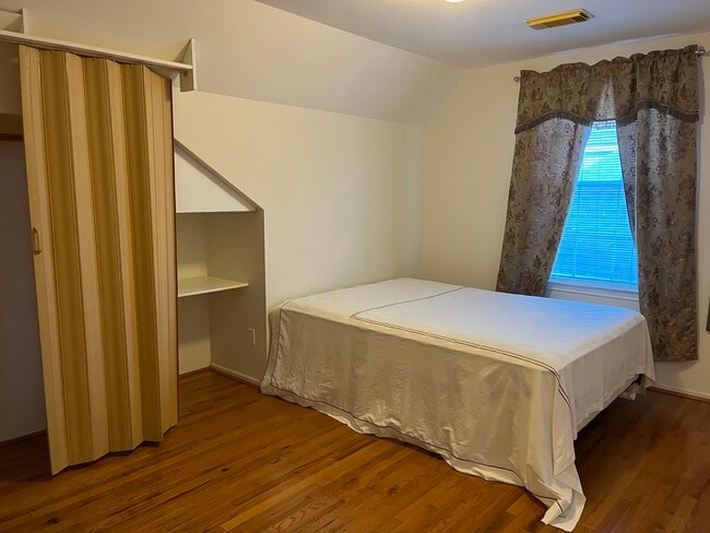 6855 Bellgreen Dr in Houston, TX - Foto de edificio - Building Photo