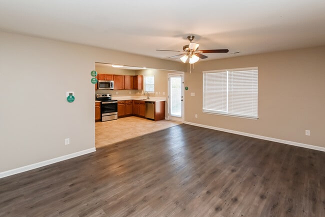 8119 Whitley Ln in Charlotte, NC - Building Photo - Building Photo