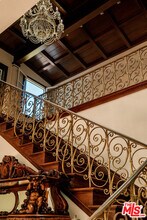 1004 N Beverly Dr in Beverly Hills, CA - Building Photo - Building Photo