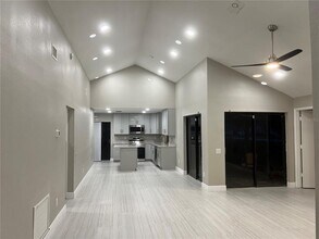 6673 Doubletrace Ln in Orlando, FL - Building Photo - Building Photo