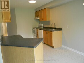 1839 Dalhousie Crescent in Oshawa, ON - Building Photo - Building Photo