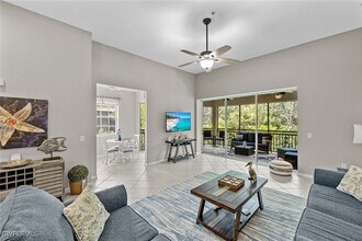 3975 Deer Crossing Ct in Naples, FL - Building Photo - Building Photo