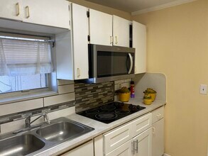 2320 Sunrise Dr in West Palm Beach, FL - Building Photo - Building Photo