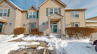 2002 Jasper Ln in Hilliard, OH - Building Photo