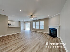 4424 River Edge Dr in Raleigh, NC - Building Photo - Building Photo
