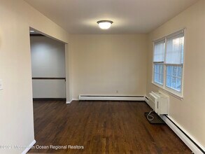 364 Westwood Ave in Long Branch, NJ - Building Photo - Building Photo