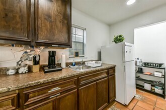 402 Bomar St in Houston, TX - Building Photo - Building Photo