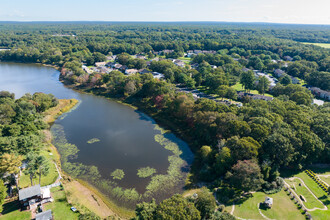 The Shores at Lake Point in Middle Island, NY - Building Photo - Building Photo