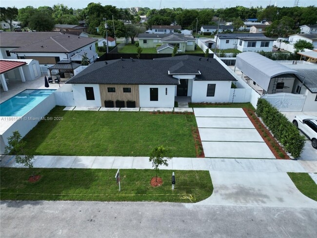 11510 SW 141st St in Miami, FL - Building Photo - Building Photo