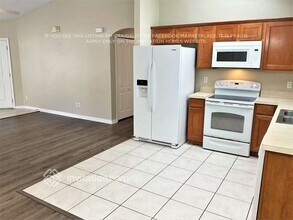 186 Earlmont Pl in Davenport, FL - Building Photo - Building Photo