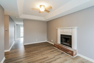 217 Short St in Clarksville, TN - Building Photo - Building Photo