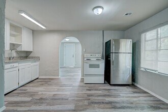 401 S Carter Ave in Norman, OK - Foto de edificio - Building Photo