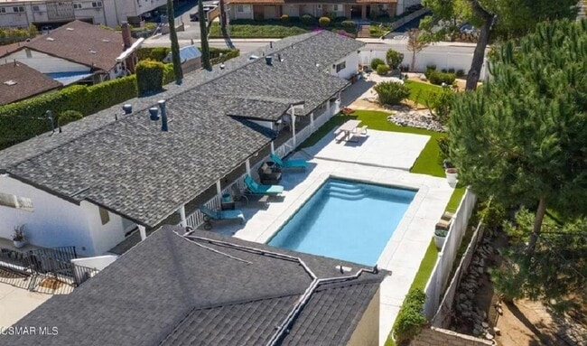 property at 1641 E Hillcrest Dr