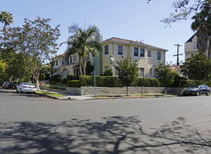 452 S Van Ness Ave in Los Angeles, CA - Building Photo - Building Photo