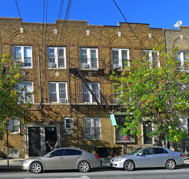 1717 Voorhies Ave in Brooklyn, NY - Building Photo - Building Photo