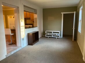 4908 7th Ave in Kenosha, WI - Building Photo - Building Photo