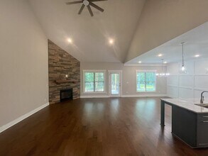7016 Westfield Vlg Cir in Summerfield, NC - Building Photo - Building Photo