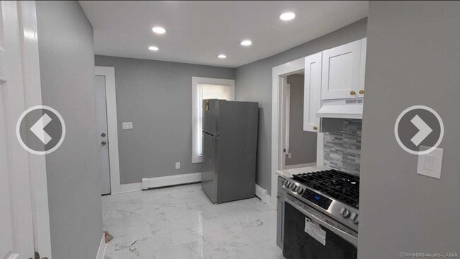 property at 478 Shelton Ave