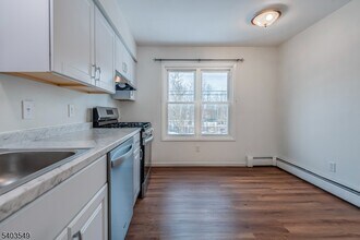 50 W Railroad Ave in Netcong, NJ - Building Photo - Building Photo