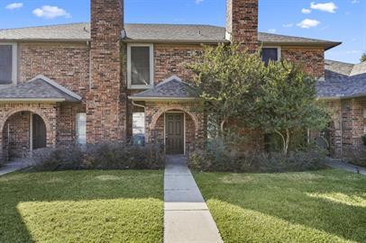 property at 818 Custer St
