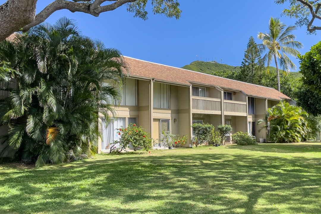 Yacht Club Knolls in Kaneohe, HI - Building Photo