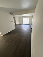 3283 Ashley Ln, Unit 3283 Ashley lane in Indianapolis, IN - Foto de edificio - Building Photo