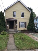 1319 Jerome St, Unit A in Lansing, MI - Building Photo