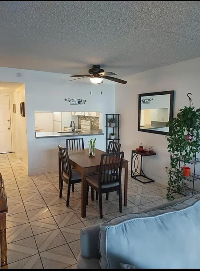 property at 113 Lake Emerald Dr