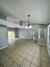 824 Shore Breeze Way in Minneola, FL - Building Photo - Building Photo