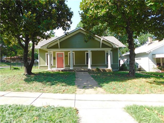 201 E 6th St in Dallas, TX - Building Photo