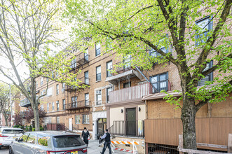 4215 15th Ave in Brooklyn, NY - Building Photo - Building Photo