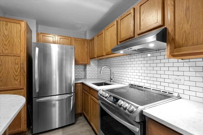 5601 N Sheridan Rd, Unit 20D in Chicago, IL - Building Photo - Building Photo